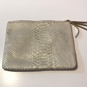 Stella & Dot clutch